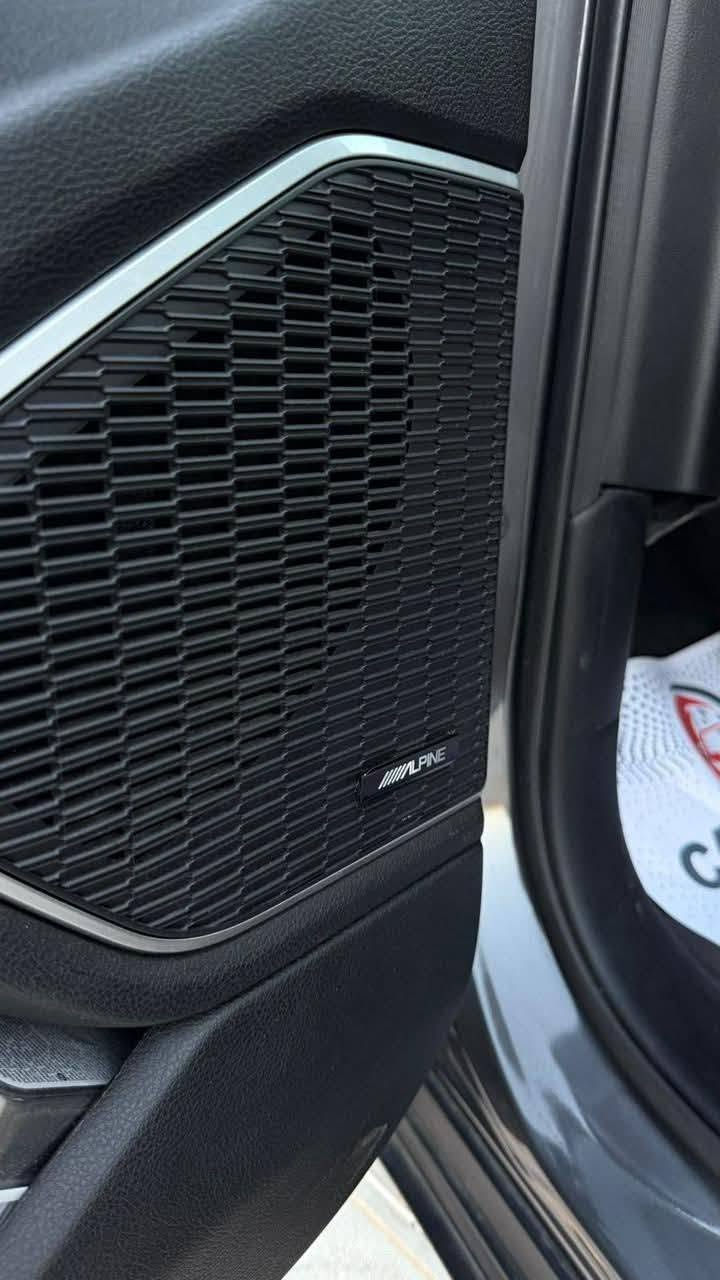 � للبيع | Jeep Grand Cherokee 4xe Hybrid 2023 🔥
🚘 اللون: رصاصي غامق
🇺🇸 وارد أمريكي
📸 صور الحادث مرفقة بالمنشور

⚡ المواصفات:
• 2.0 Turbo + Hybrid Plug-in
• شحن منزلي 🔋
• تمشي تقريبًا 50 كم كهرباء فقط
• دفع رباعي 4×4
• فول مواصفات 1/1
• 5 راكب
• رادار 360°
• تحديد مسار
• حساسات خلفية
• تبريد مزدوج
• 5 أنظمة قيادة
• بانوراما
• كير موس
• بصمة + هاند بريك كهربائي
• مقود جلد + تدفئة
• شفتات ستيرن
• إضاءة LED
• تدفئة كشنات
• رقم بغداد الجديد مميز ⭐

💰 السعر : 31,000$
🤝 بيه مجال بسيط

📞***********

 وارد أمريكي — سيارات مختارة بعنايه
