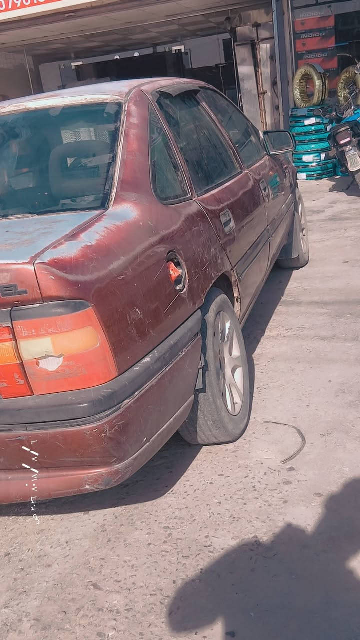 سلام عليكم عيني هاي الوبل للبيع
موديل 94 

السياره كير ومحرك مكفوالت  ينرادلها صدر وتايران نضيفه 50 بل ميه  رغم بغداد سنوينه 27يالله تنتهي  بشرط تحويل موباشر 

السعر 20وبيها مجال  قليل ***********  وهاذا رقمي ليريد اي ستفسار وموجود خاص

