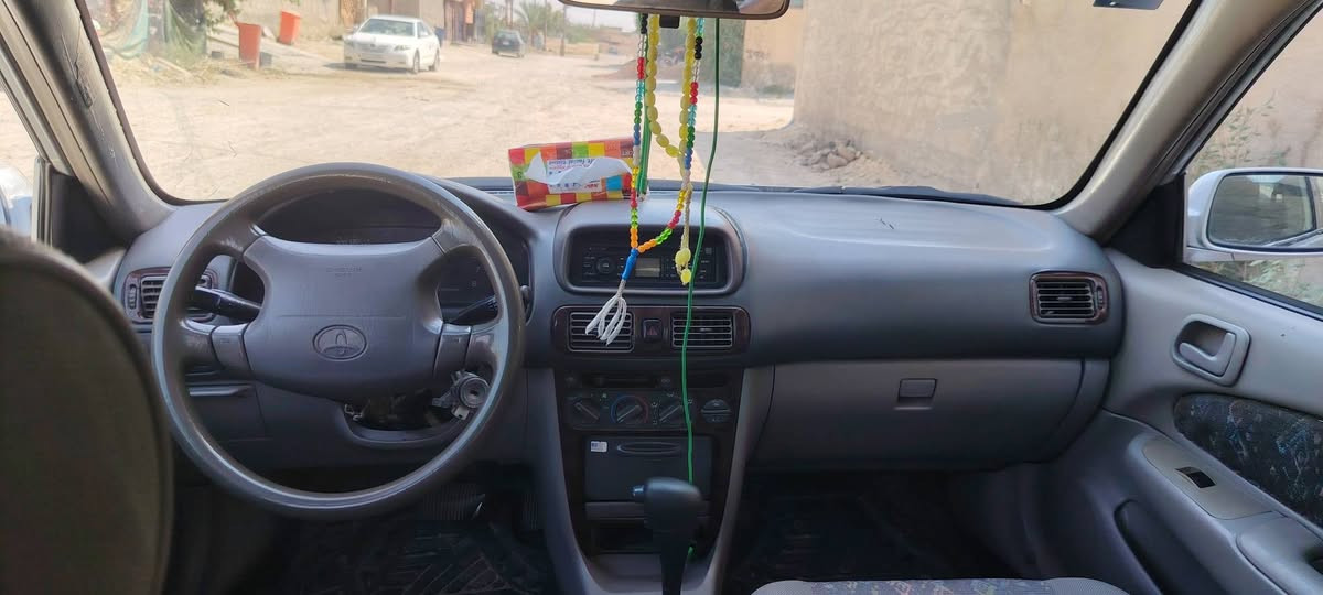 للبيع 
تويوتا كورلا 
موديل 2000
السياره بلاديه بدون صبغ بدون ضربه 
البنيد حاطين عليه درمان ورايح الصبغ ماله 
كير محرك لا بخار لا تنقيض 
تبريد شغال 
رقم بغداد انكليزي 
جام كهرباء
 تحكم مري جهتين 
حداديه امامي خلفي 
السياره جديده وما متعوبه 
السعر 66 وبي مجال بسيط 
***********
