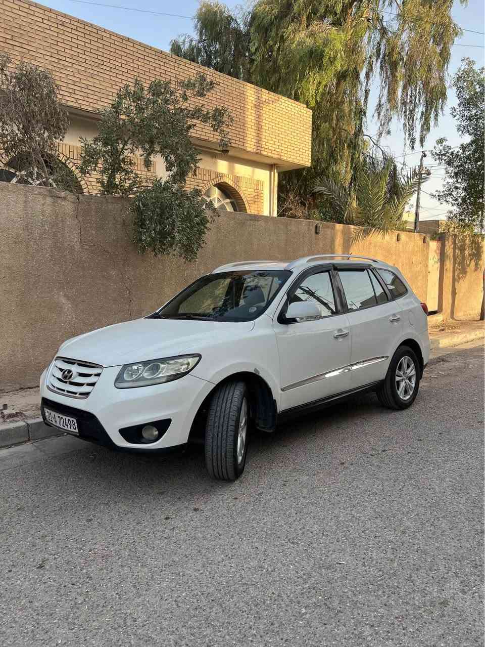 لسلام عليكم
هيونداي سنتافي ٢٠١١ خليجي 
محرك ٦ سلندر 
٧ راكب ٣ قطع تبريد 
فتحة سقف 
تحكم ستيرن جهتين 
شاشة اندرويد اوتو و ابل كار بلي تدعم بلوتوث وكيبل 
تخم تاير جديد 
السيارة رقم سليمانية باسمي تحويل او وكاله جاهز 
سنوية ٢٠٣٠
السيارة بيها قطع صبغ ابيع حزام 
السعر ب110  وبيها مجال 
العنوان  بغداد تقاطع درويش 
للستفسار الاتصال ***********
واتساب ماسنجر بغداد, العراق
