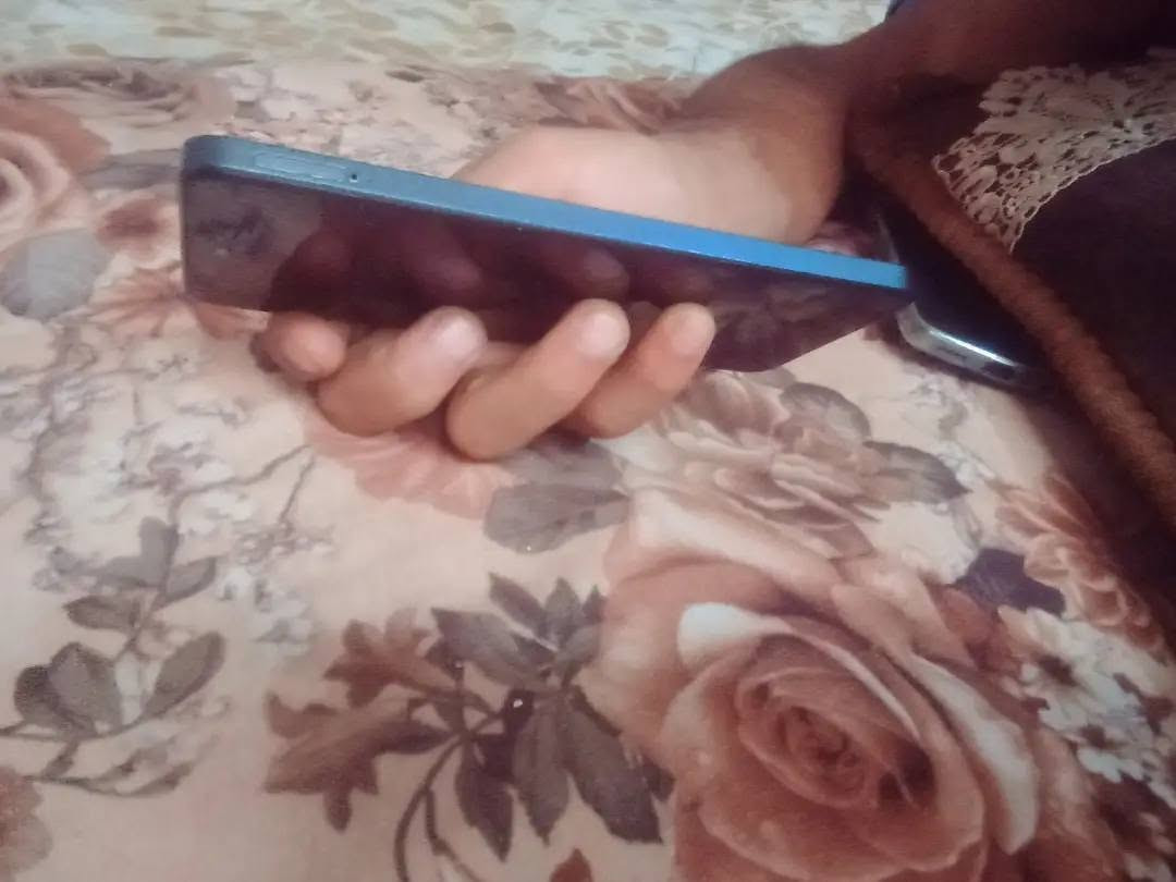 ريلمي C55 • ٢٥٦ • مقايضة ايفون