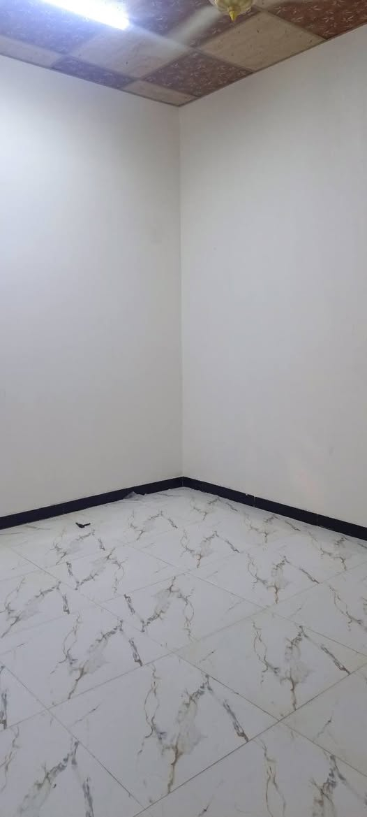 توفر بيت للايجار
 
الموقع
 البصره ابي الخصيب ابو كوصره

يتكون من
غرفتين
صاله 
ديوان
مطبخ
صحيات 
طارمه
=====
سعر الايجار 300 وبي مجال بسيط

باقي التفاصيل ***********

