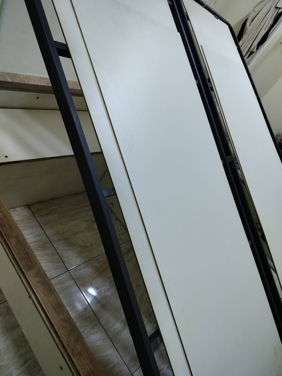 جربايه للبيع نفرين تكمه من هوم سنتر السعر ٣٠٠ للتواصل ***********
