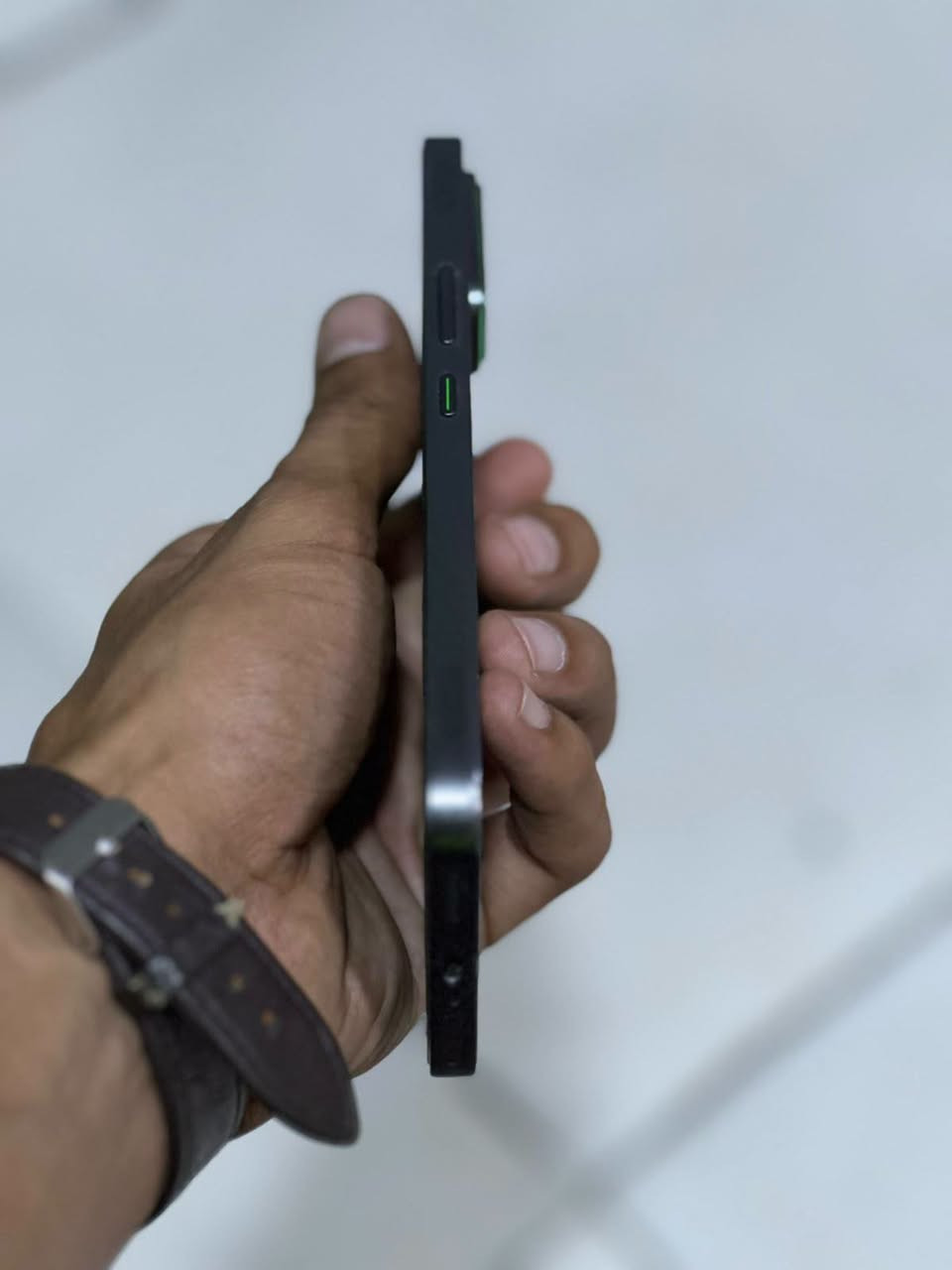 سلام عليكم

Infinix GT 30 Pro

التخزين                         250 غ.ب 

الكاميرا الخلفية                    108M+8M

الكاميرا الامامية                          13M

 
البطارية                                    5500mAh

الشاشة                                    1224x2720

إصدار                                     16

وحش الالعاب + ببجي    120فريم

للبيع او مراوس ايفون حسب القناعه متواجد فيسبوك او واتساب 

***********

