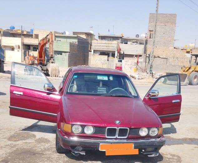 سلام عليكم بي ام للبيع 730مرقم دولي بغداد باسمي سنويه لغايه 2029
بيع او مراوس ***********
