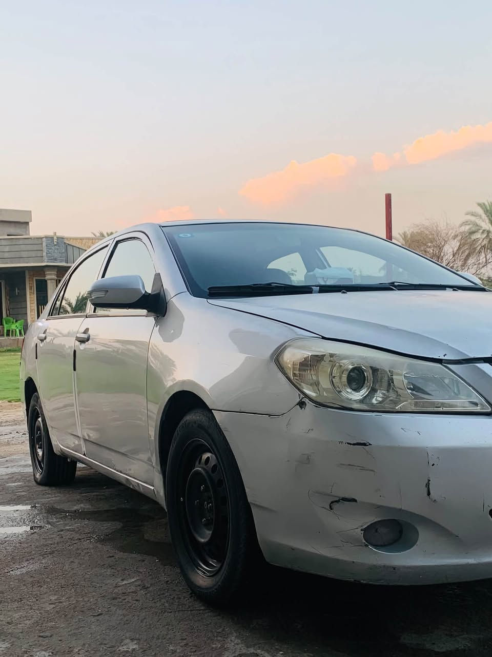 اسلام عليكم للبيع بي واي دي جي 3بصمة وفتحة سلايت سيارة خير من الله محرك  حدايدة خير من الله كدامك صور بس صار مشكلة بالكير ماعرف شنو وينزل من سعر السيارة وزوج تاير يحتاجلهة السيارة خير من الله السيارة اطب واطلع بيهة كرخ ورصافة بس لان صار مشكلة بالكير ماعندي مكانية اصلح الله شاهد تجي وتشوف بعينك السيارة مصفرة السنوية بااسمي تحويل مباشر  السعر55 استفسار الرقم ***********
