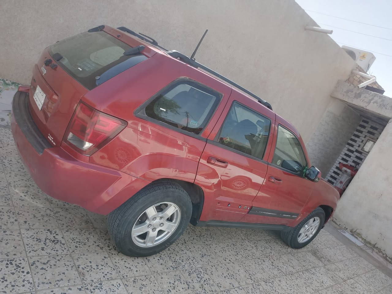 السلام عليكم.. جيب لاريدو ٢٠٠٦ للبيع او مراوس جاهزه من كل شي اي نقص مابيها مكينه ٣٧٠٠ جديده تبريد قطعتين ثلج حدادية ٨٠ بالميه رقم بغداد السنوية بأسمي صالحة لسنة ٢٠٢٩
السعر ٨٥ وبيها مجال.
***********
