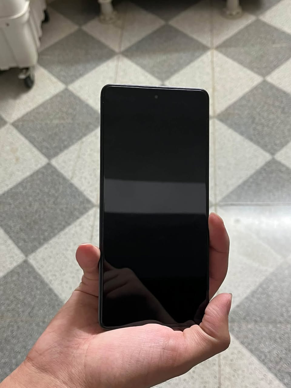 تكنوو بوفا 6 برو 5G
ذاكرة 256
عشوائية 12GB
الجهاز نضيف وبحاله ممتازة مناسب للاستخدام اليومي والالعاب 
نسبة البطارية  :98%
الجهاز مكفول من اي صيانه عدا نگراش جداً بسيط بالضهر بسبب الحافضة 
ملحقات كارتون وشاحن
السعر 225 وبي مجال 
عنوان بغداد المدائن 
*********** واتساب
