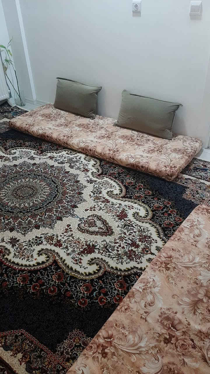 دوشەک بو فروتنێ

٤ دوشەک یێن مستعمل دگەل ١٠ بالیفکا 
(٢ دوشەک د کورتن)

ب تنێ ب ٣٥ هزار دینارا

***********
