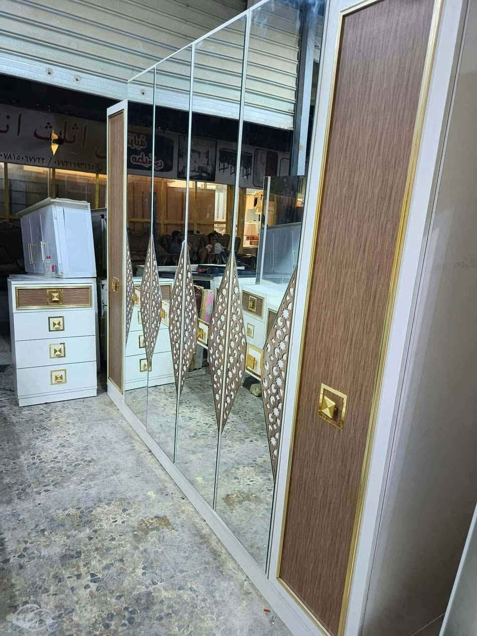 غرفة تركية • مستخدم • شحن مجاني