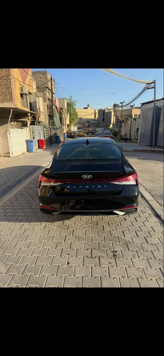 🚘 للبيع هيونداي النترا موديل 2022 (وارد أمريكي)
اللون: أسود ملكي فخم
 الحادث: موضح بالصور بدقة
 الفئة: فول مواصفات (بدون فتحة)
✨ المواصفات:
 نظام الكبح التلقائي (أوتو هولد)
 تحكم استيرن (مقود) جهتين متكامل
 تدفئة المراتب الأمامية لراحة مضاعفة
🛠️ الإدامة:
 منظومة تبريد جديدة بالكامل
 تخم تاير جديد
💰 السعر:
 128 ورقة (قابل للتفاوض للشرايين الطيبين)
📍 المكان ورقم الاتصال:
 تواجد السيارة: بغداد
 رقم الهاتف: ⁠***********⁠ (متوفر اتصال / واتساب)
