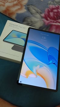 ايباد هونر x9 حجم شاشة 11.5 نضيف ما داخل تصليح ابد ع فحص 225  نص مكتوب...