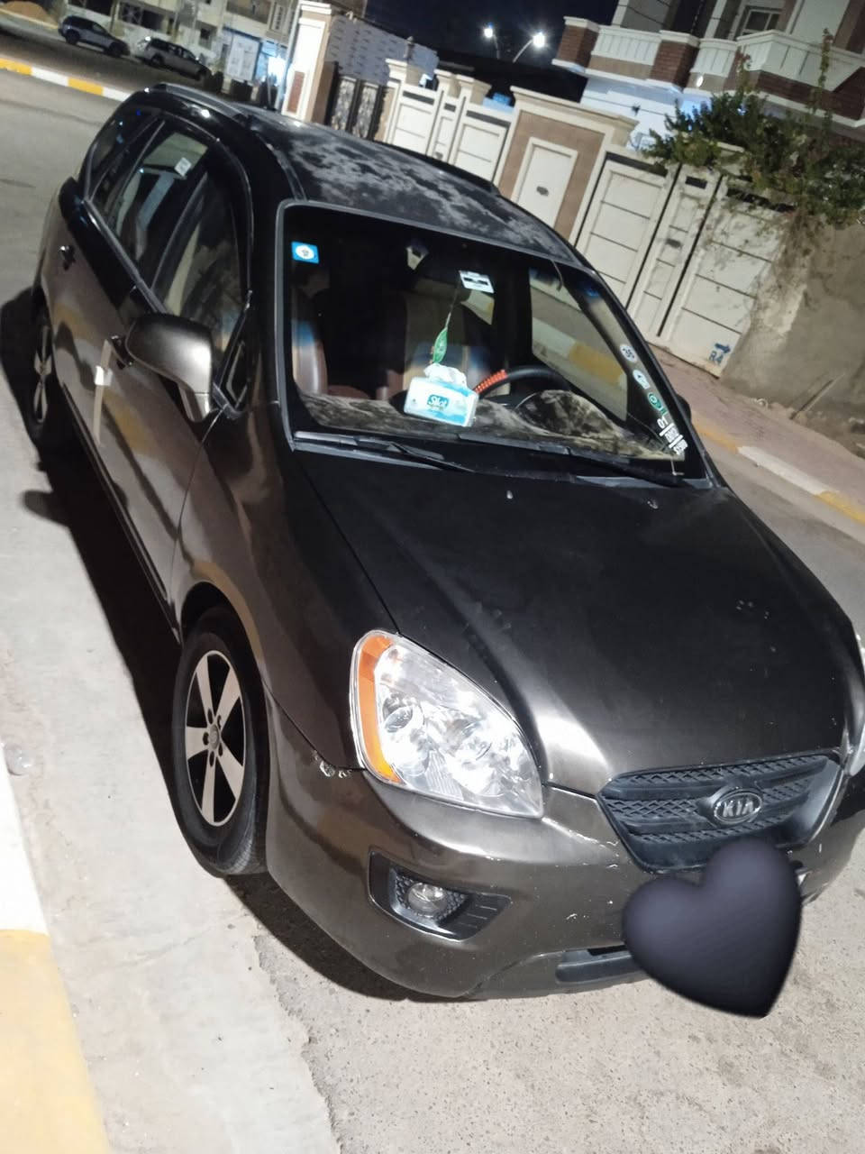 السلام عليكم كيا رندو  للبيع موديل 2009امريكي ليبر واحد حداديه مكينه كير صدر جيد جداً هزه جديده مكينه 2400رقمها بغداد انكليزي تحويل ثاني يوم مكانها الانبار الرمادي  سعرها  مصبوغه حزام اثر جراد بدون ضرر سعرها 95 وبيها مجال للشراي للاستفسار الاتصال على الرقم ***********او المراسله خاص
