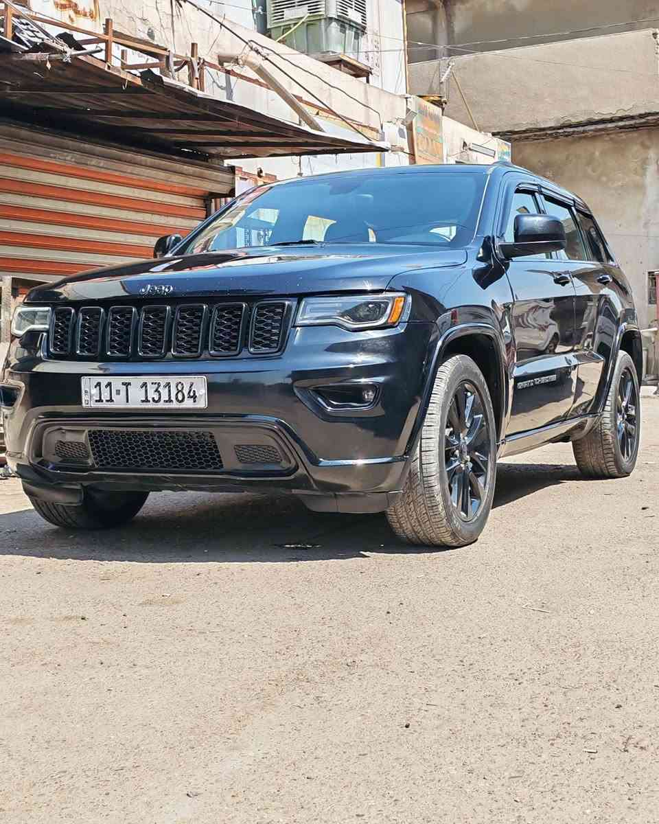 1.جيب بلاك توب 2018
2.السعر 158$وبيه مجال  
3. حجم المكينه 6 سلندر 6.V مكفولة ماشيه ٩٦ m
4. رادارات خلفي 
5. كشنات جلد و شامو 
6. شاشه كبيره 
7. كامره خلفيه اصليه 
8. حساسات بلادي 
9. لايت + لايت زنون 
10. نظام سبورت نظام ايكو نظام مانع انزلاق 
11. بصمه + تشغيل عن بعد 
12. صندوق كهرباء 
13. نظام اقتصاد من توكف بالزدحام تطفي 
14. كشنات تتفئة + ستيرن تتفئه
15. مكان السياره  بغدادمدينة الصدر
16. رقم بغداد شرط تحويل
17.  بيه اربع قطع صبغ بدون دواخل 
صور الحادث موجودة بل منشور
18. الاستفسار
***********
