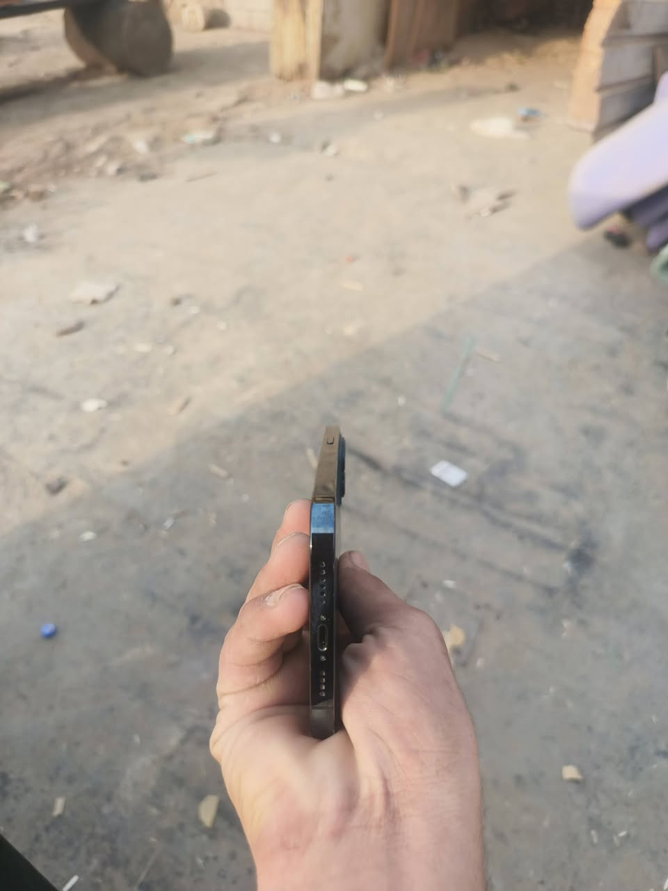 ايفون ١٢ برو ماكس • ذاكره ٢٥٦ • بطارية ١٠٠٪