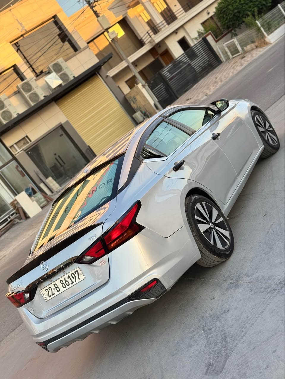 نيسان التيما 2022
مواصفات SV
لون رصاصي

موصفاتها بصمه شغال عن بعد بصمه ابواب كشن كهربائي كامره شاشه كبير رادارات جانبي وامامي وتوقف ذاتي 

رقم اربيل هزه سنويه جديده
السياره بيها كوبون بانزين 

كير مكينه تبريد كله شرط
السعر 129 ومجال 
السياره باسمي تحويل وكالة شرط
صبغ 4 قطع بجم كبس اني انطيها حزام
مكان السياره اربيل 
*********** أربيل, العراق
