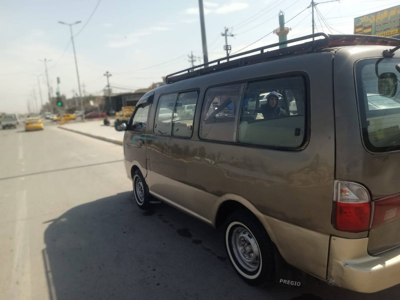 السلام عليكم بريجو موديل 2001 رقم بغداد سياره جاهزه مكينه وكير وحداديه كهربائيات كلها جديد هيئه هيئه وغرامات مصفره. سعر 72مكان كربلاء ***********
