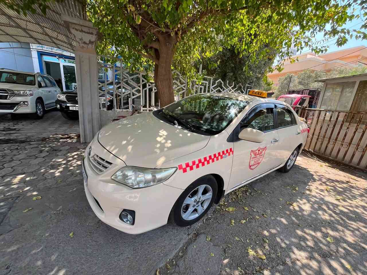 سلاو
ئەوسەیارەتەنهالۆ فرۆشتنە مۆدێلی (٢٠١٣) مەکینە بچوکەوکرایتەتەکسی رەنگی نەوتیە 
گێر مەکینە تەبرید تەقەورەقەش بەشەرت مکینەیی بیلادە نەگۆراوە بێ بۆیاغە بەس جەمپەکی خەفیفی پشتی هەیە
لەگڵ (٥) قانی مەحجوونی هەیەلۆ زانیاری زیاتر پەیوەندی 
لۆ خاوەنەکەیی بکەنرخی(١٤٠$)مەجالەکی کەم  (***********) ئەوە رەقەمی خاوەنەکەیتی
