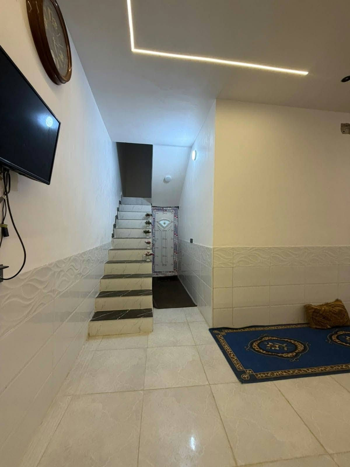 قرب جسر الشهداء • ١٥٠م • ٤ غرف