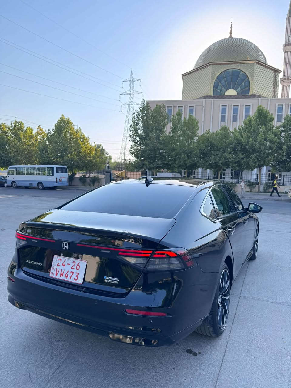 سعر مناسب  جدا جداً🔥🔥🔥🔥🔥

هوندا اكورد 2024ياباني الاصيل

 هايبرد تورينك 
•كوشنات امامي هيتر و تدفئة ❄️🔥

•كشنات خلفي هيتر🔥

السيارةماشية 30 mile

• مكينة 2000 هايبرد 🔋

• كير اوتوماتيك 

• شاشة كبيرة

•فتحه

• كاميرا خلفية 3 انظمة

• كرسي كهرباء  لون اسود  

• رادار امامي

• مانع تصادم

• محدد مسار 

• تصحيح مسار

• شفتات بالستيرن

• مثبت سرعة

• مانع انزلاق

• دخول ذكي 

• إنارة ترحيبية

• هندبريك كهرباء

•لايت عدسات زينون

• نظام اوتو لايت Auto

• لايت العالي زنون 

• حساسات مطر 

• حساسات دخول الإنفاق

• حساسات ضغط هواء الإطارات

• أوامر صوتية

• 3 أنظمة قيادة (eco, ev, sport)

• بلوتوث

• مدخل USB + AUX

السيارة  بي جملوغ امامي صبغ 

المكان دهوك - تترقم شمالي

السعر ١٩٧ ورقة
 
***********   - *********** WHATSAPP
