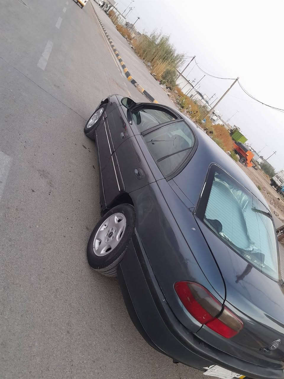 اوبل بزون موديل 95 مكينه بطه 2.5 تخم بطاين جديد
تخم تاير جديد
حداديه جديده
تبريد شغال 
مصبوغه صبغ عام للجماليه 
رقم بغداد مشروع وطني. مكفوله من الضربه. 
المكان واسط قضاء الحي. 
***********
سعر 40
