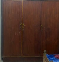 عندي كنتور سعر 60 العنوان بغداد الحسينيه المعامل 07885265584