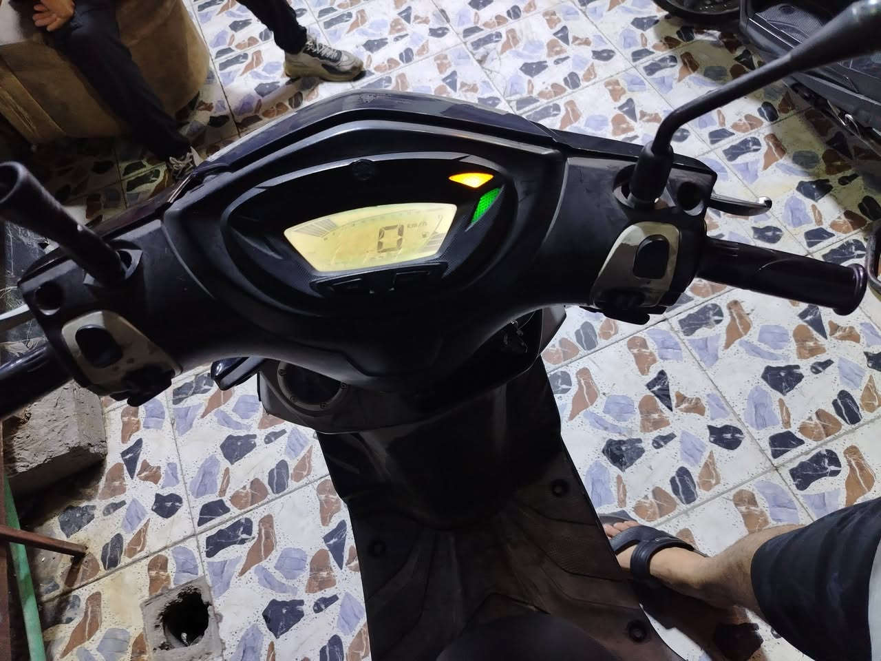 السلام عليكم شباب من رخصه الادمن دراجه gtr
كامله من كلشي مكفوله صاله شهر من منزليه رمبه مابيه اي ضرر سعر مليون وربع بيه مجال حك الجيه

مكلف بلنشر 

رقم صاحب الدراجه ***********
