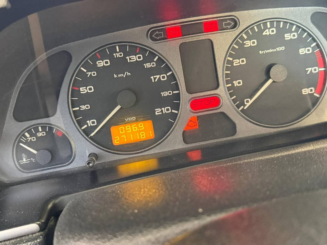 🚨 للبيع فقط — بيجو 306 موديل 2001 🚨
السلام عليكم 🌹
🚗 بيجو 306 موديل 2001
✅ الكير شرط
✅ المحرك شرط
✅ الكهربائيات كلها شرط
✅ فقط مبدل البنيد
✅ الباقي شرط
✅ شرط الوكالة
✅ السنوية موجودة
💰 السعر: 33ورقة وبيها مجال 
📍 الموقع: صلاح الدين – قضاء العلم – قرية سمره
🔴 البيع فقط، 
📞 للاستفسار :
***********
🌹
