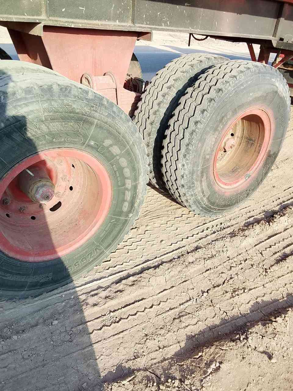 لبيع تايرات هنه ويلات  ***********
