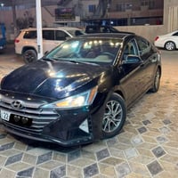 للبيع فقط بدون مراوس النترا 2019 حادث بنيد فقط مصبوغ  بيها ملاحظات ناش...