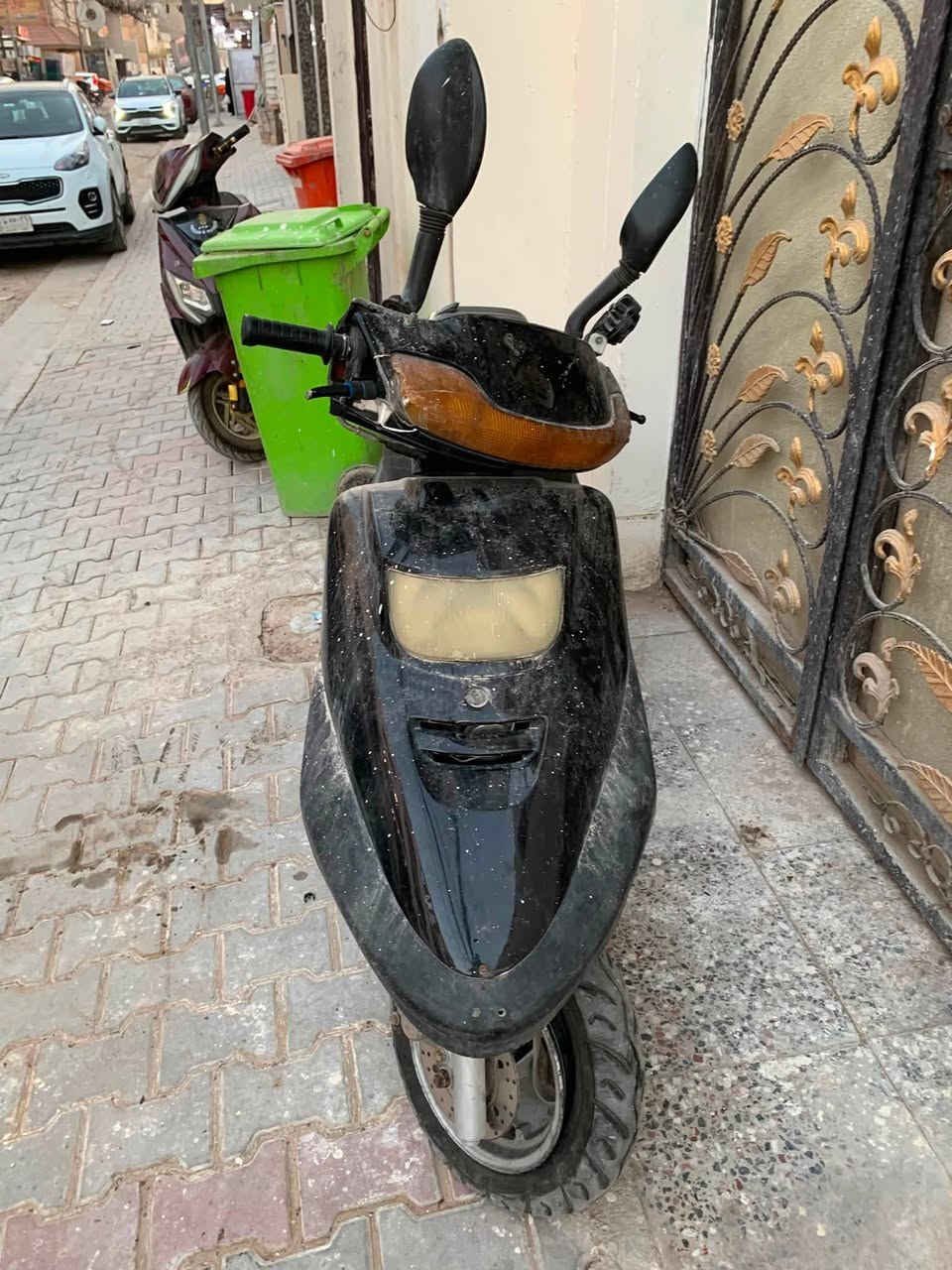 دراجه فضائي للبيع السعر 100 ألف قفل شغاله من ضمنها الكهربائيات نقص تاير امبنجر ومكاني شارع المغرب ٠***********
