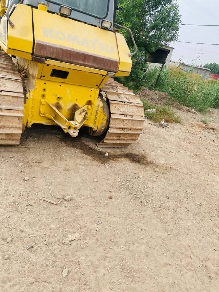 بلدوزر • حجم ٦٥ • جاهزه