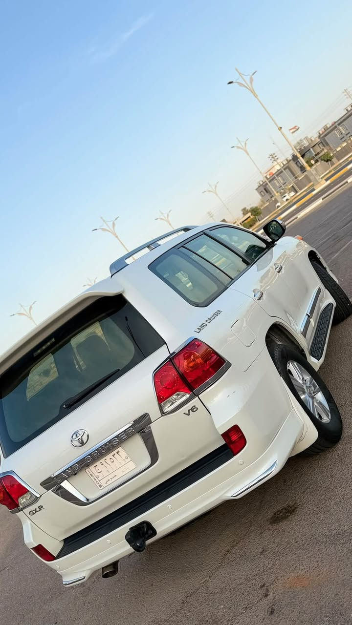 لاندكروز برادو • ٢٠١٣ • فوال