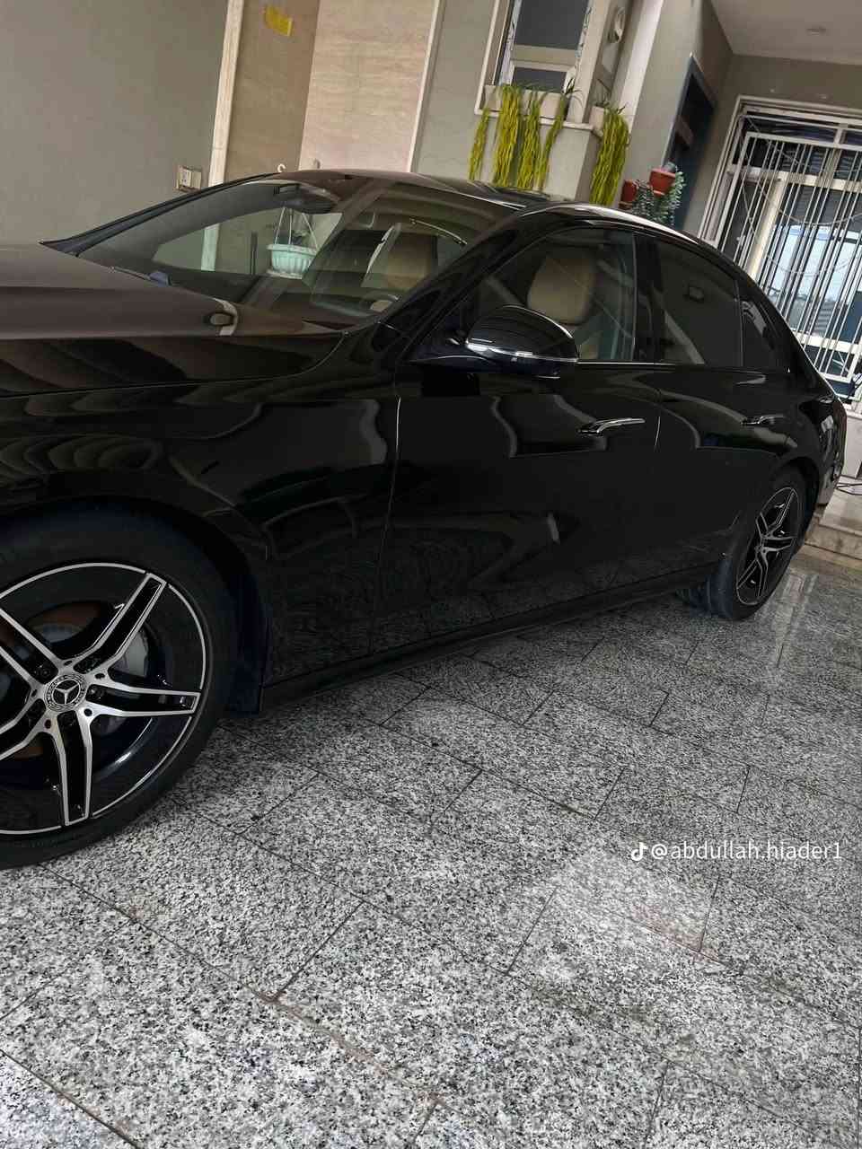 مرسيدس E350 • ٢٠٢٥ • وارد امريكي
