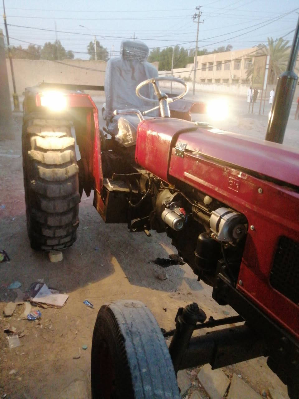 السلام عليكم عنتر للبيع موديل (82) 
جاهزه كلشي بيها يشتغل
منضومة گاز جديده
المكان ذي قار قضاء البطحاء
السعر مليونين و 300
***********
