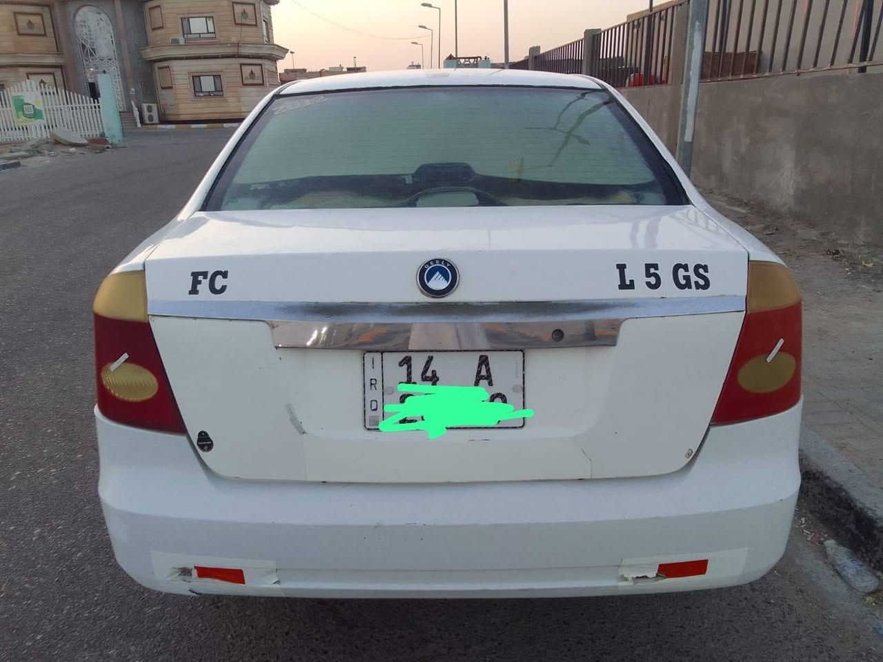 سيارة حداديه كهرباء ومكينه گير،،جاهزة فقط نقص تبريد سنويه باسمي رقم انكليزي،،السعر 40 وبيها مجال

 الإتصال على هذا الرقم ويوجد واتساب*********** البصرة, العراق

