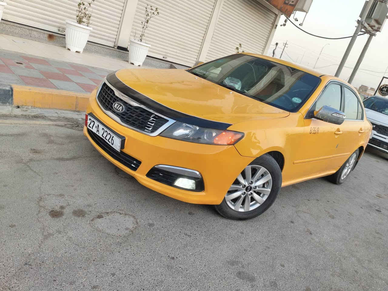 كيا اوبتيما موديل 2010 وارد امريكي حادثها جاملغ وبنيد 
مكينه 2400 جاهزه مكينه وكير وتبريد منضومه جديده حداديه 70٪ لايت زنون شاشه كامره كشن كهربائي سنويه لغايه 2029
مكان السيارة سماوه ناحيه السوير 
السعر 105 وبيه مجال بيع فقط 
للأستفسار اتصل ***********
