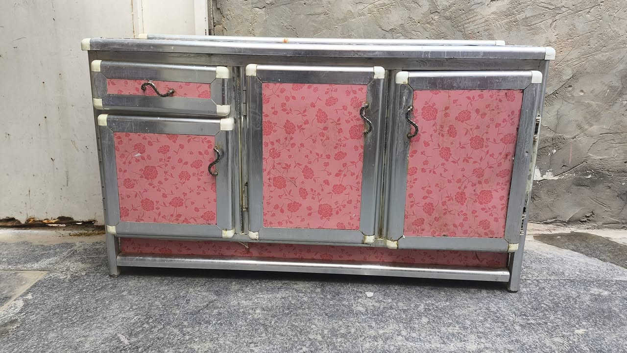 سنك المنيوم • متر ونص • مرتب