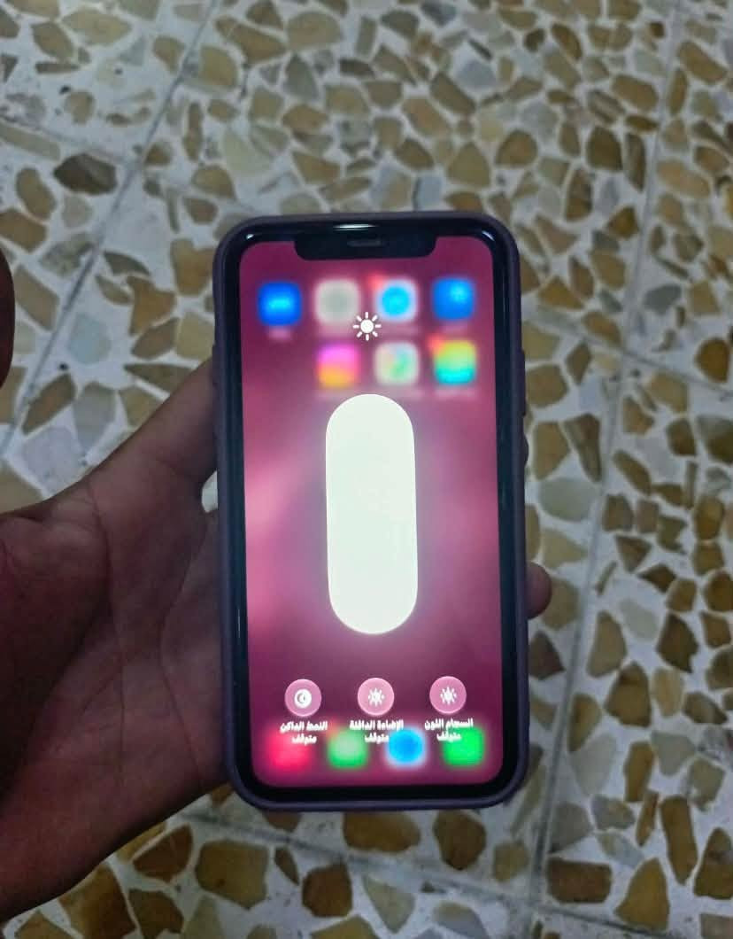 آيفون ١١ • ٦٤ • بطارية ٦٩٪