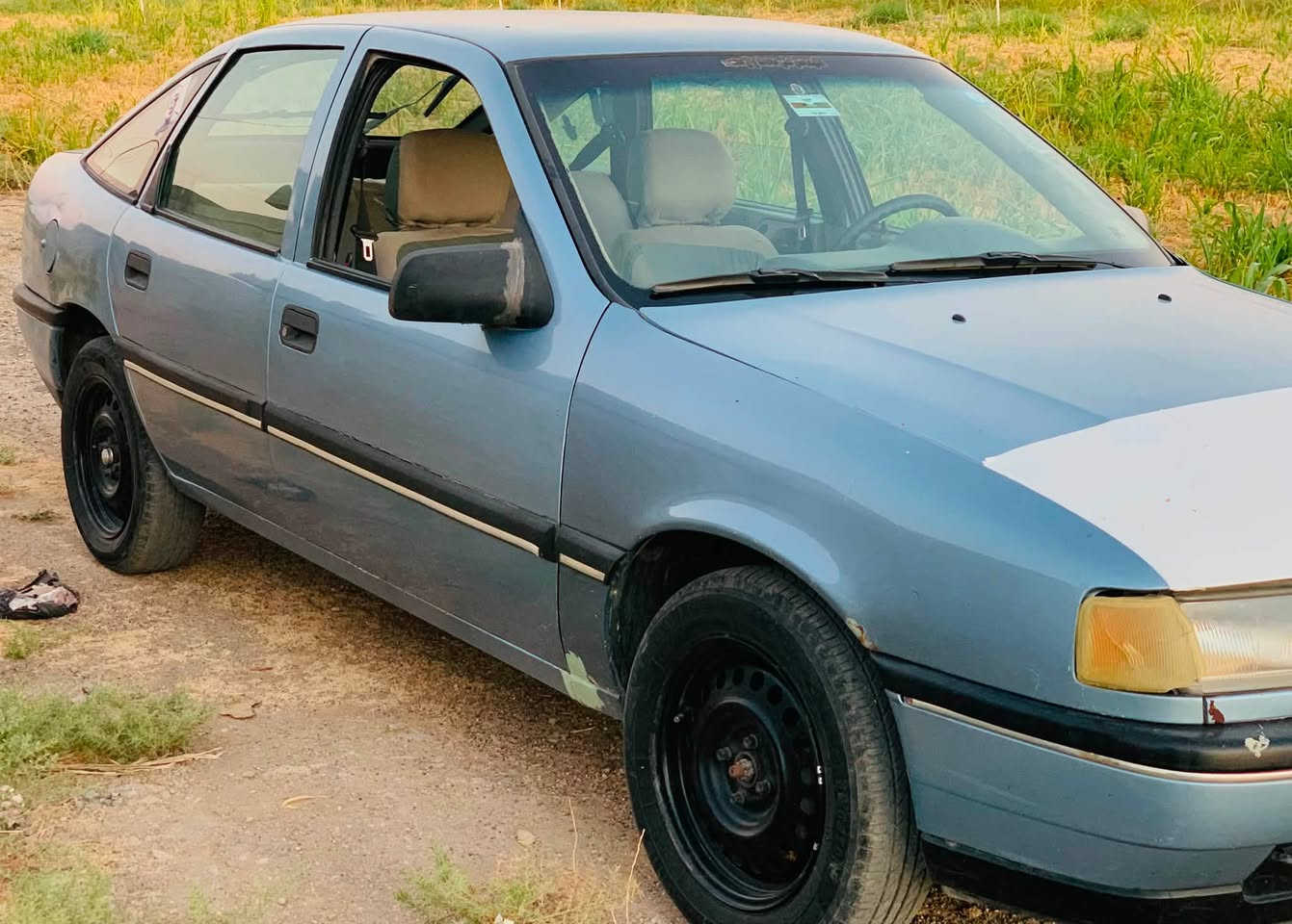 للبيع بـ سعر مناسب جدا 40$وبيها مجال
أوبل فكترا 
موديل 1992
رقم كركوك الإنكليزي  دفتر بنزين 
حجم 20 نشاط فول 
كير مكينه صدر تايرات كله بشرط وجديد 
السعر بلاش 40وبيها مجال لشراي
عنواني كركوك 

رقم ***********
