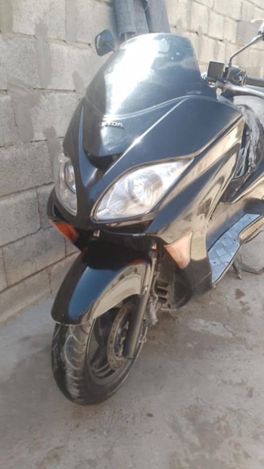 #للبيع0.8
.مستعجل للبيع بداعي سافر  السعر فقط ٧٥٠ 
كفر وكهربائيات ومكينه نظيفه كلش نظافة خير من الله 
رقمي ***********
