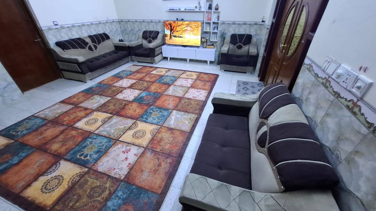 تخم تركي ١٠مقاعد بسعر مناسب ديوانيه شارع الخصيمه السايدين قرب زها مول الجهه الثانيه جهه قصابيه السجاد داخل الفرع بضبط يوجد خدمه توصيل ***********
