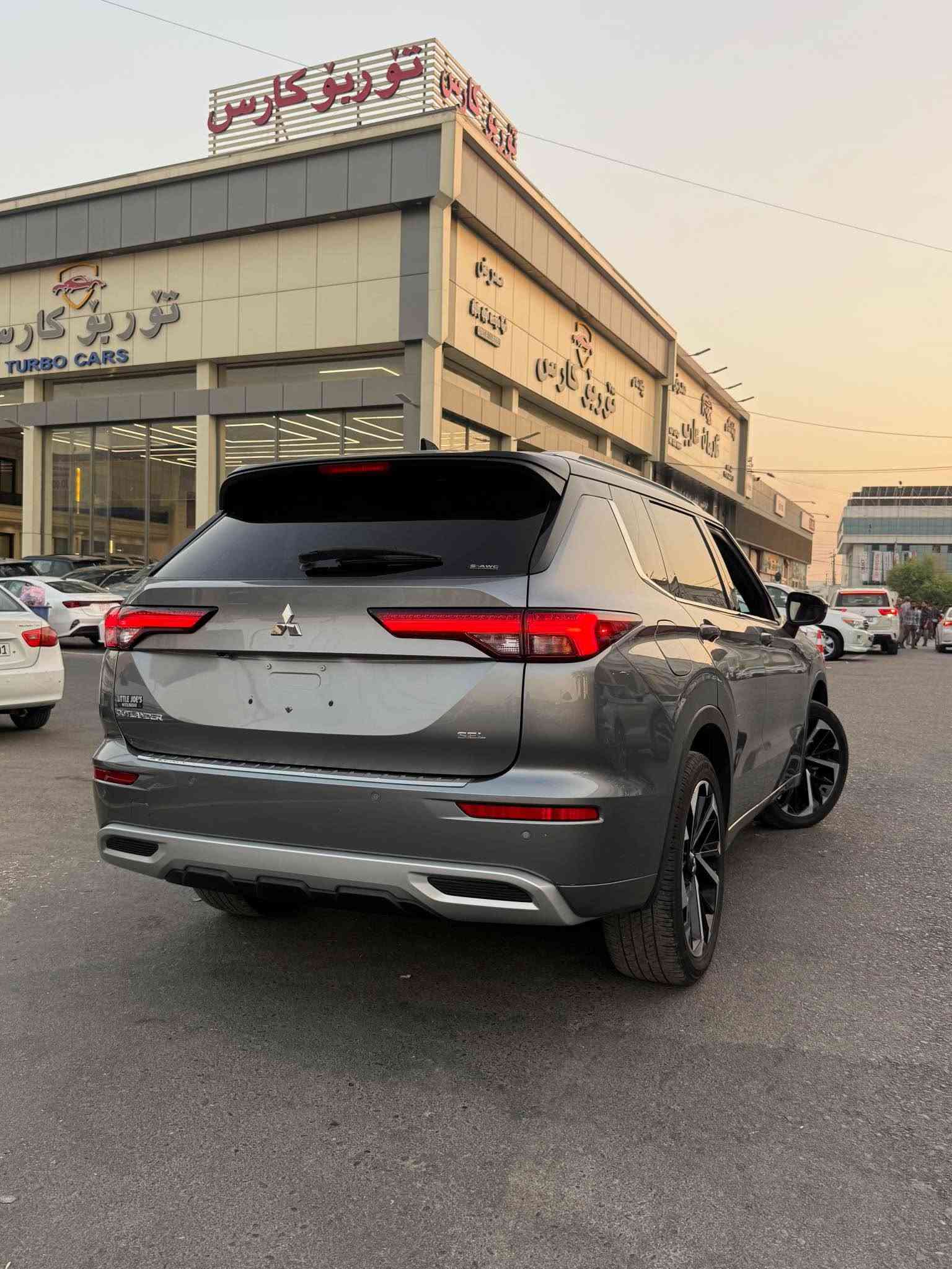 فول فول مواصفات

بانوراما
4x4 دبل اكسل
كاميرا ٣٦٠
داتاشو
كشن كهربايي
كشن خزن
كشنات جلد
بردات خلفيه
صندوق كهربائي 
حساسات امامي و خلفي
رادار امامي و خلفي و جانبي 
تحديد مسار
شحن موبايل واير ليس

حادث فقط بونيت صبغ 
ارباك ستيرن فقط

سعر ٢٢٢$

مكان اربيل

رقم كاتي
تترقم شمالي

*********** أربيل, العراق
