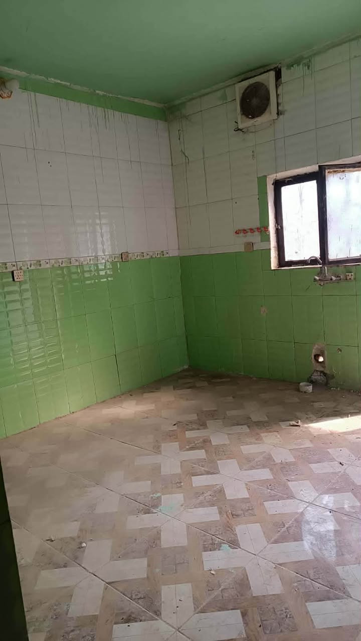 بيت للبيع مطلوب للمصرف العقاري مساحته 200طابو صرف حله المحاويل ابو سديره مطلوب حاليا 90مليون بدون فوائد القسط الشهري 438اسوي مداور دين مقابل 35مليون وبي مجال مع تغير الكفيل الاستفسار اتصل ***********
