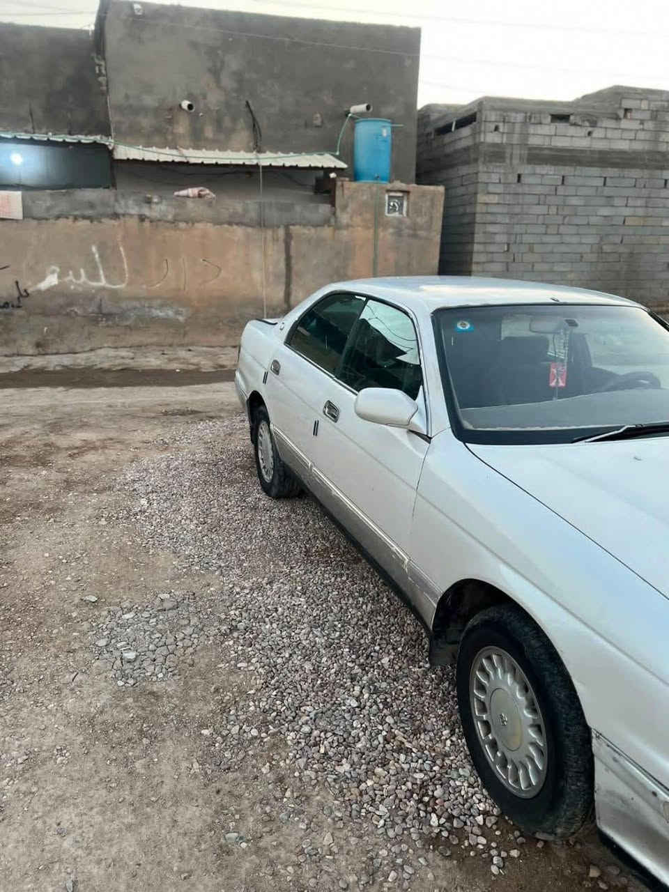 بطه فصل مديل 95 سياره كامله مكينه و كير كفاله مكينه 2500في في تي رقم و سنويه و هزه جديده رقم انكليزي سعر 45 ورقه و بيها مجال للتواصل اتصل على *********** اتصل على صاحب السياره مكلف بالنشر

