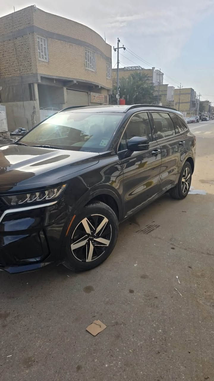 سورنتو 2022  فئة S حره مرقم ذي قار
مكفوله من التبديل مقدمه البنيد صبغ فقط سياره جديده 

فول مواصفات عدا الفتحه 
بصمه تشغيل عن بعد رادار حساسات 
ويل كب تحكمات شاشه كامره 
كشن كهربائي جلد 
انظمة قياده  توقف ذاتي 
كشنات تبريد 
مثبت سرعه
وباقي المواصفات معروفه

السعر :190 بيها مجال
 رقم صاحب السياره  ***********
مكلف بالنشر

