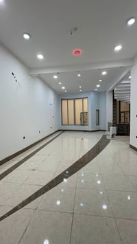 مناوي باشا • شارع ١٥م • مكاتب