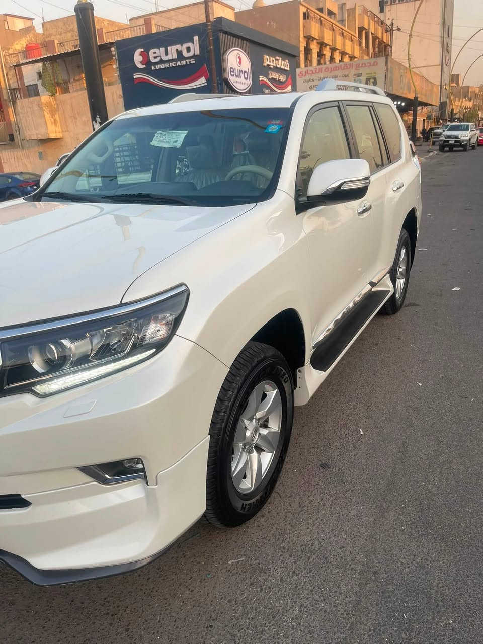 السلام عليكم برادو 2019 رقم بغداد ماشيه 54 سياره جيده مواصفات ثلاجه سلايت كشنات جلد سنويه مجدده 2031 هزه جديد السعر 38 الف دولار TxL اتصال *********** عنوان السكن بغداد
