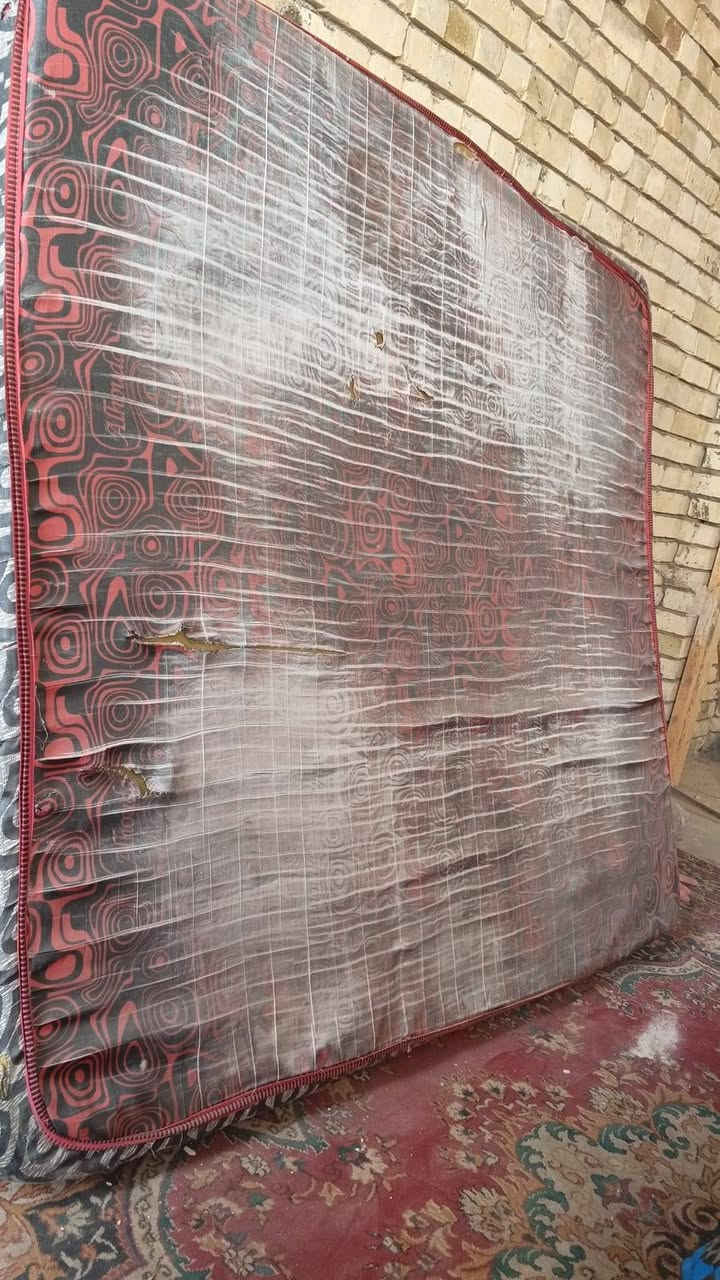 دوشك جربابه تركية كلشي مابي نضيف بس اني مخليته وجه
سعر 30 بي مجال 25 
عنوان بغداد ابو غريب شهداء شارع ٣٠
رقم وتساب فقط ***********
