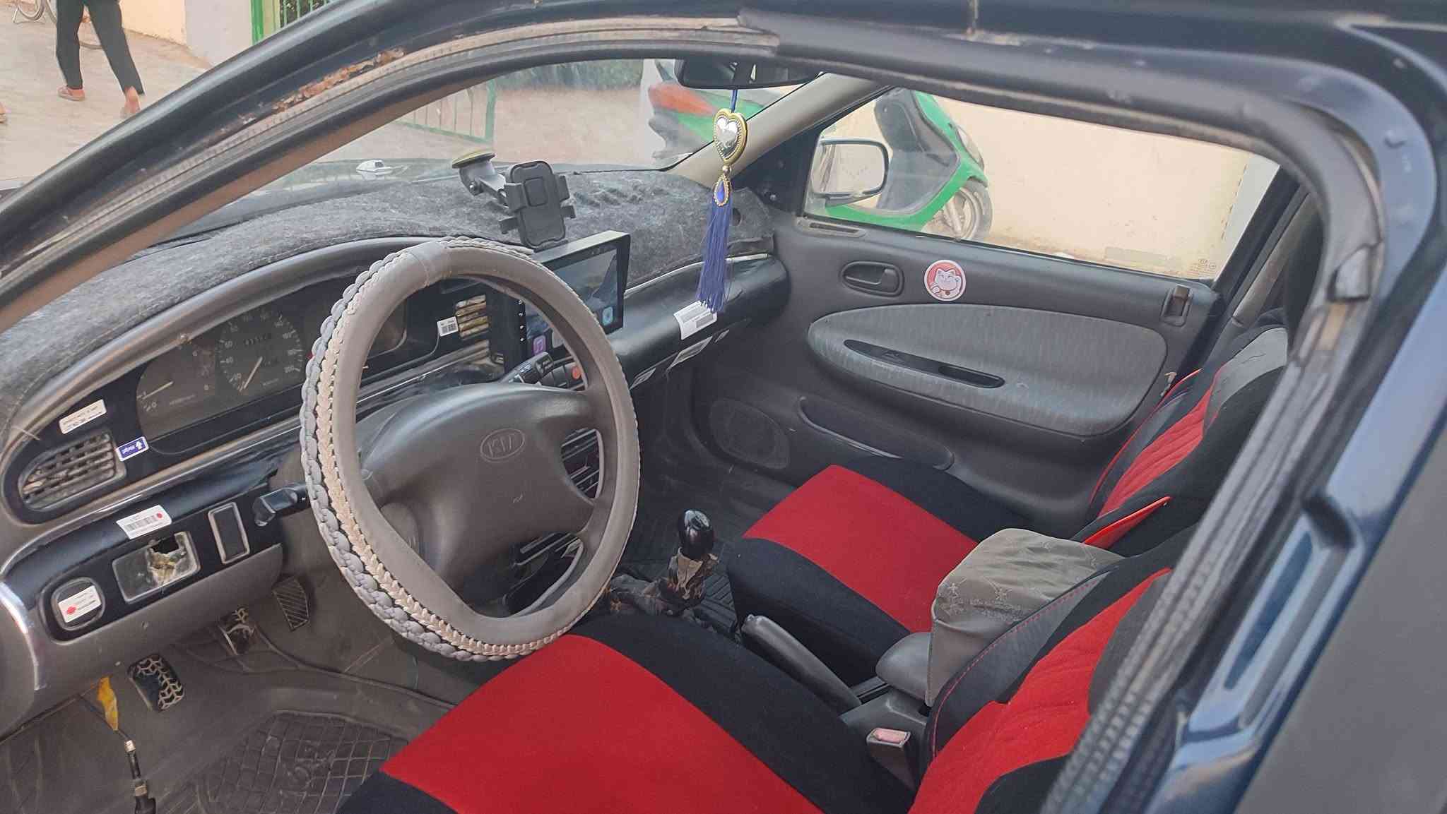 كيا سيفيا البيع موديل 96رقم بغداد مشروع وطني كير عادي محرك مفتوح مكينه وكير مكفولات تخم تاير حداديه امامي و خلفي جديد كهربائيات كل شغاله سياره أحله من صوره 
دواخل نضيفه مدوشمه كشنات دشبول نضيف بطاين نضيفه ارضيه جلد جام شغال
اليتات جديد اليت. قوي
تبريد كله كامل بس ماعرف شبي 
السعر 34بيه مجال ***********
